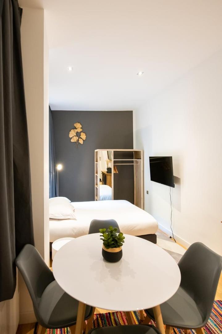 Le St Germain - Petillant Studio Decore Avec Gout En Centre-Ville Lyon Kültér fotó